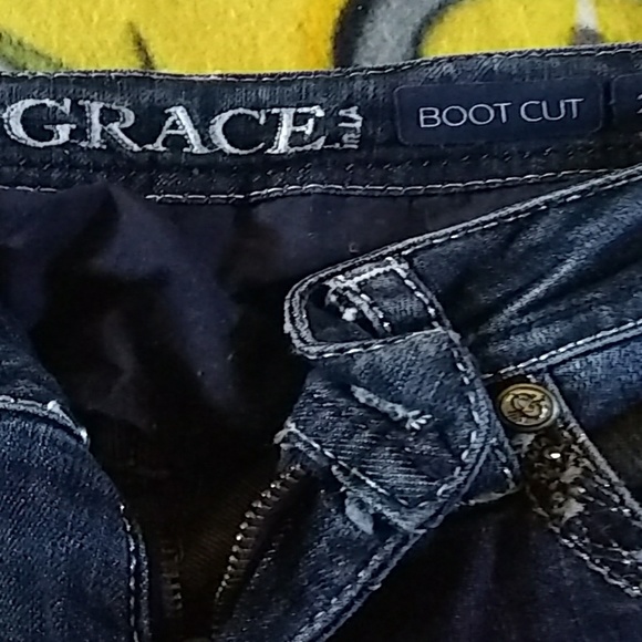 Jeans - Picture 2 of 3